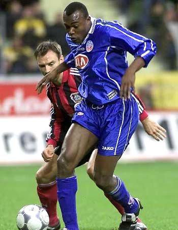 较弱一方并 较弱一方并